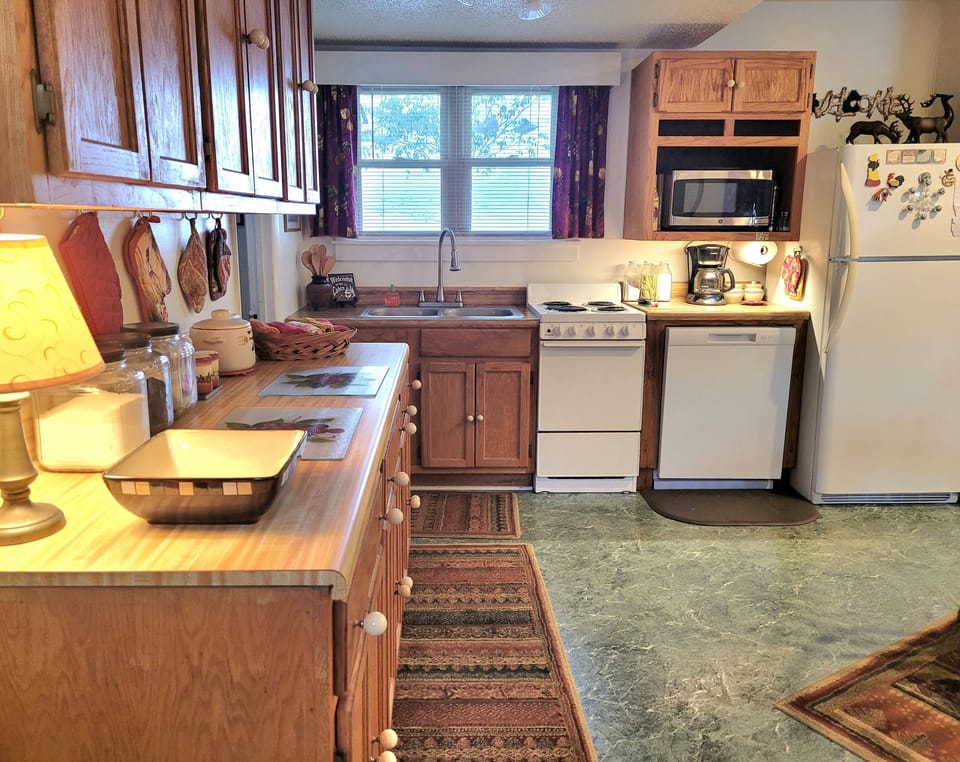 Everything needed to Prepare Homecooked meals. 
Electric Stove/ Oven
 Dishwasher