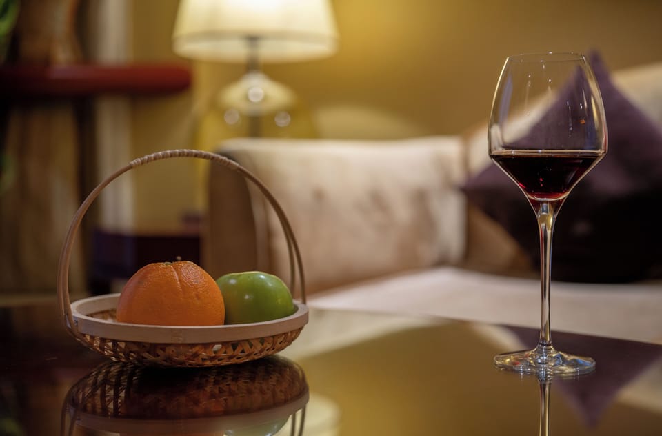Executive Suite | Premium bedding, minibar, in-room safe, desk