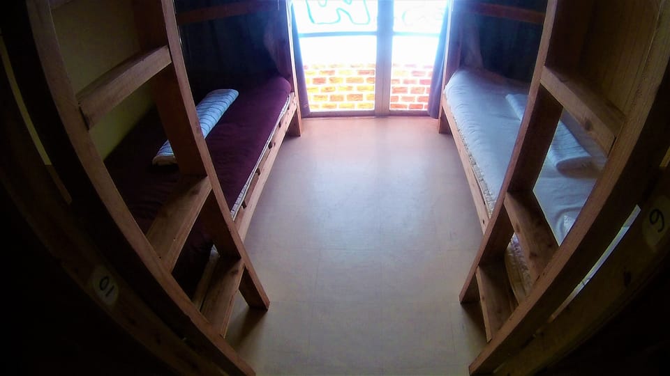 Shared Dormitory | WiFi (free)