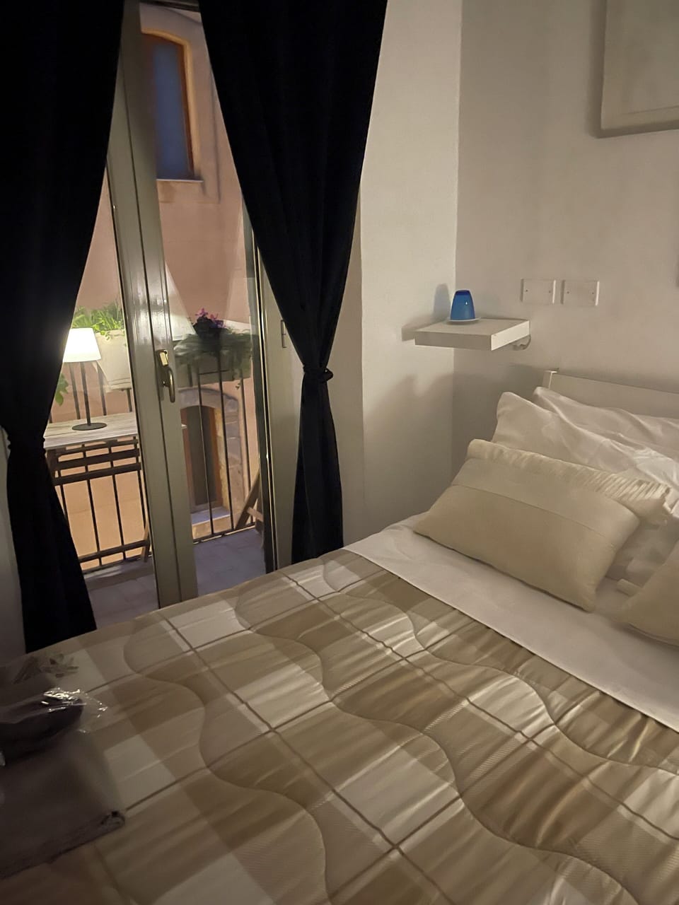 Basic Double Room, 1 Bedroom, Ensuite, City View | 1 bedroom, Frette Italian sheets, premium bedding, down comforters