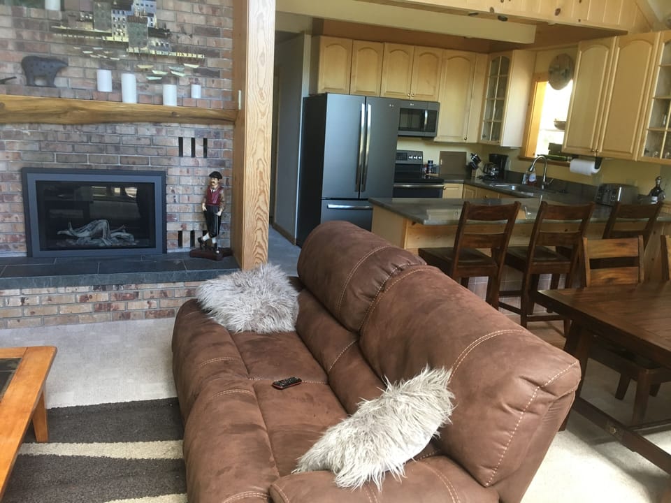 Living Dining area