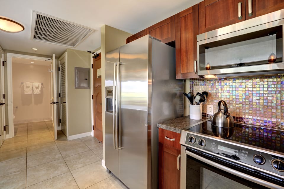Stainless Steal Bosch Refrigerator and appliances.