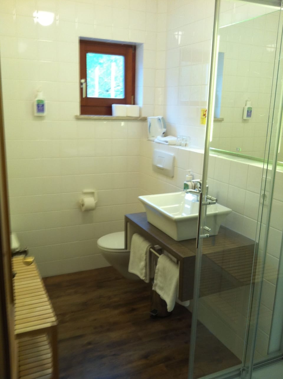 Double Room | Bathroom | Shower, rainfall showerhead, eco-friendly toiletries, bathrobes