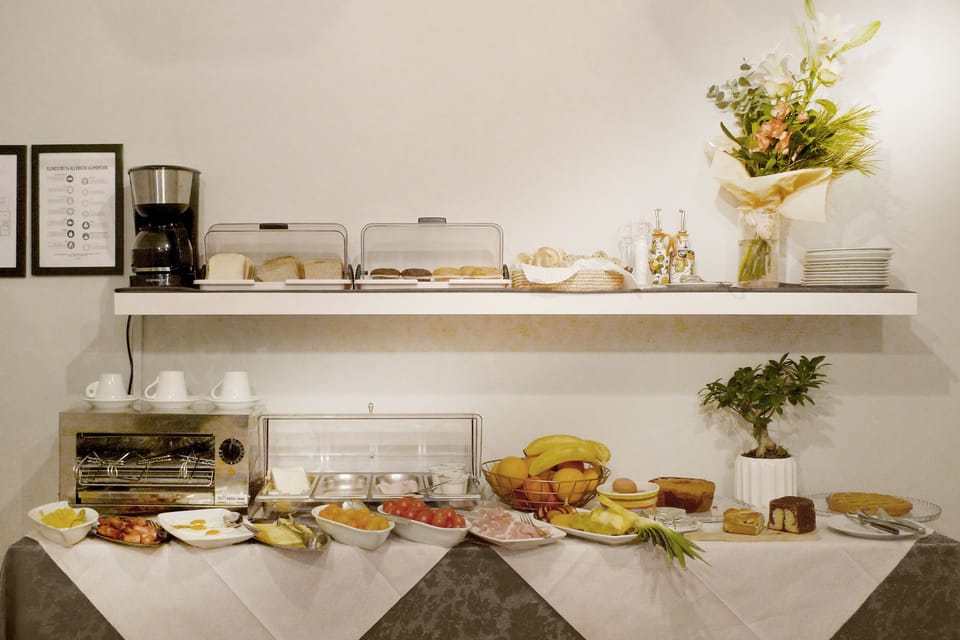 Daily continental breakfast for a fee