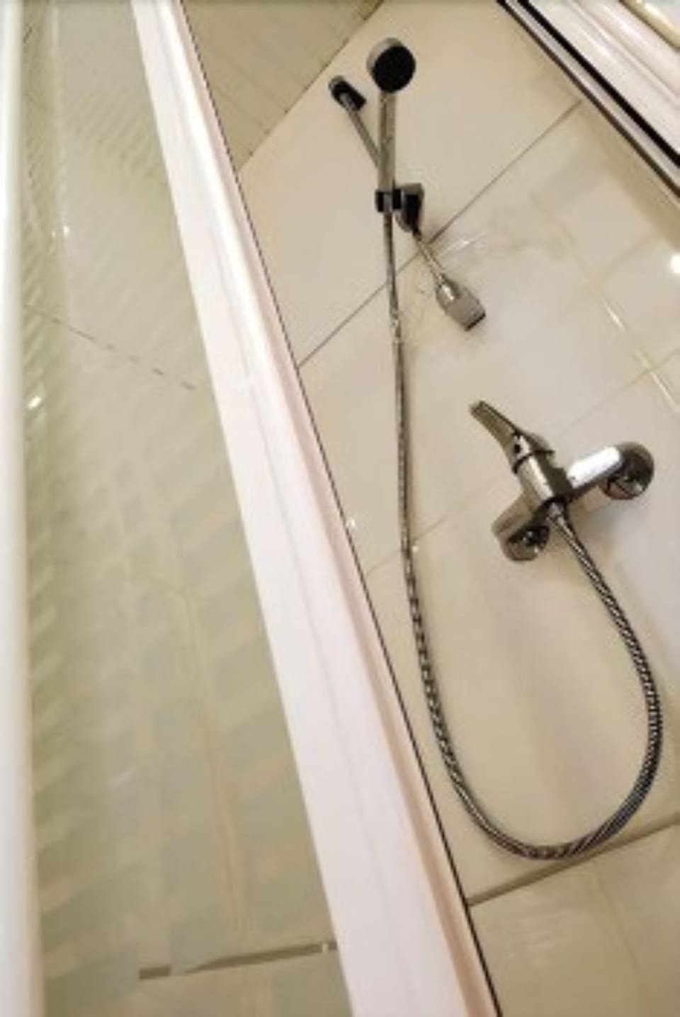 Bathroom shower