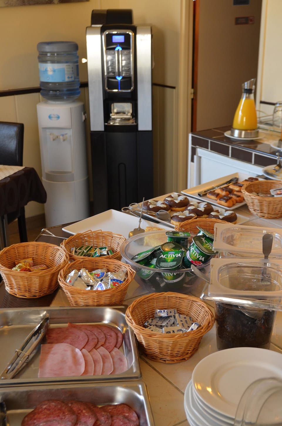 Daily continental breakfast for a fee