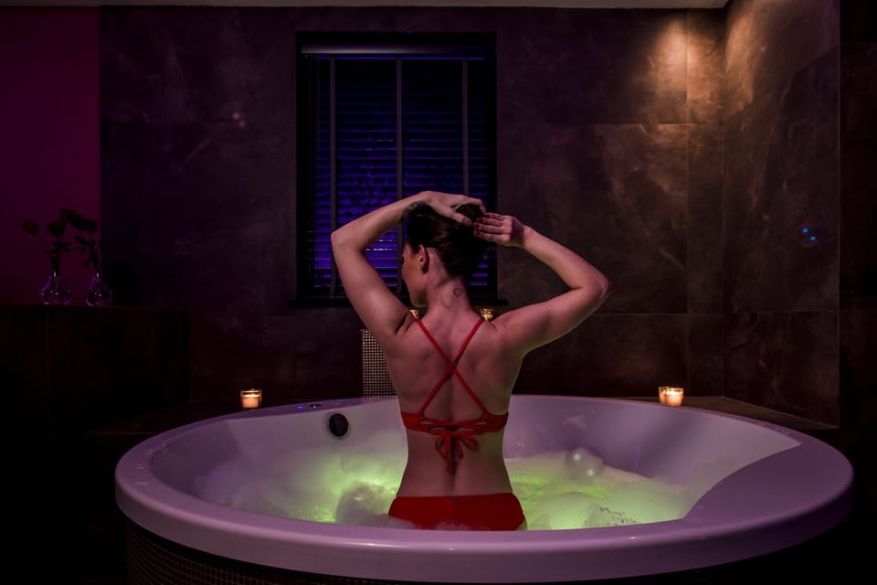 Luxury Suite | 1 bedroom, Egyptian cotton sheets, premium bedding, minibar