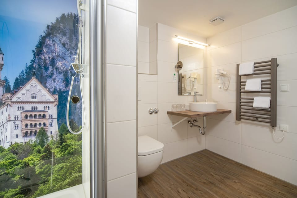 Classic Room, 2 Bedrooms, Non Smoking, Mountain View | Free WiFi, bed sheets