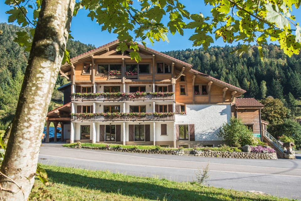 Résidence Le Couarôge au bord de la rivière Vosges