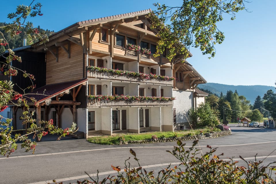 Réception locations chalets appartements boutique location ski La Bresse Vosges