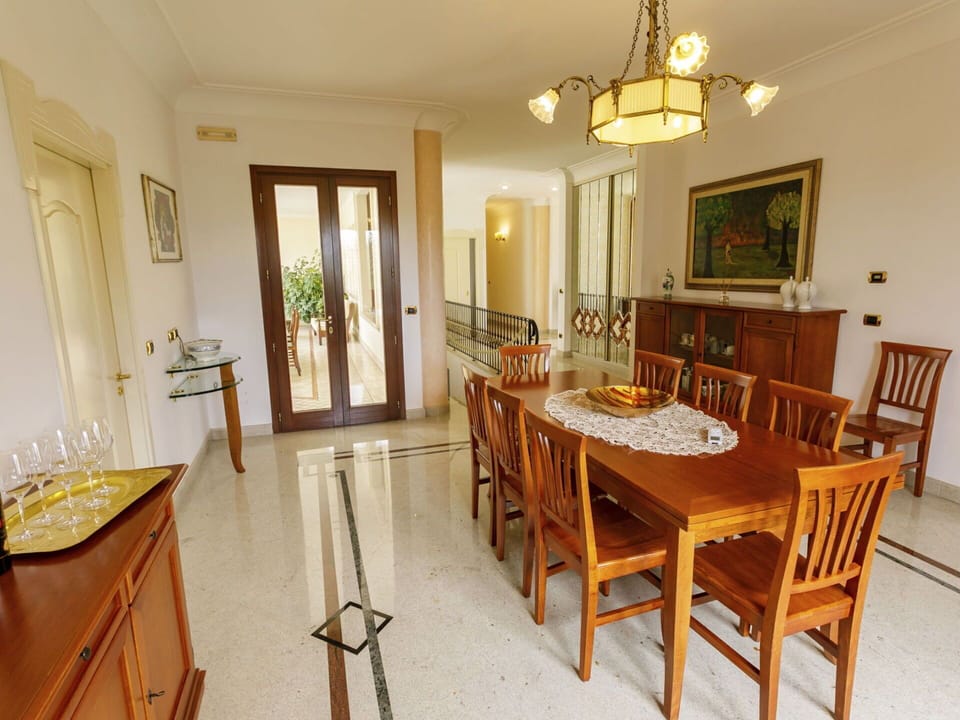 Furniture, Property, Picture Frame, Cabinetry, Table, Wood, Countertop, Chair, Interior Design, Floor