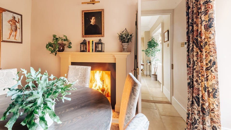 Dining Room, Singer House, Bolthole Retreats
