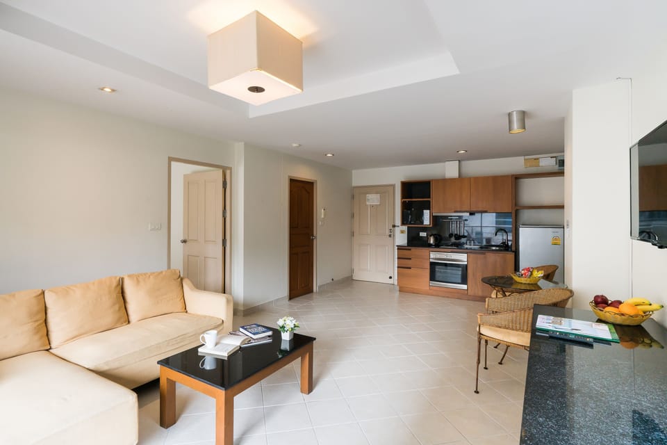 Junior Suite | Down comforters, minibar, in-room safe, individually decorated