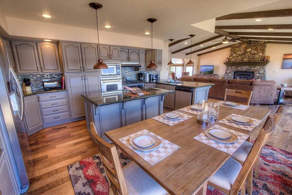 Upper Level- Dining area & Kitchen