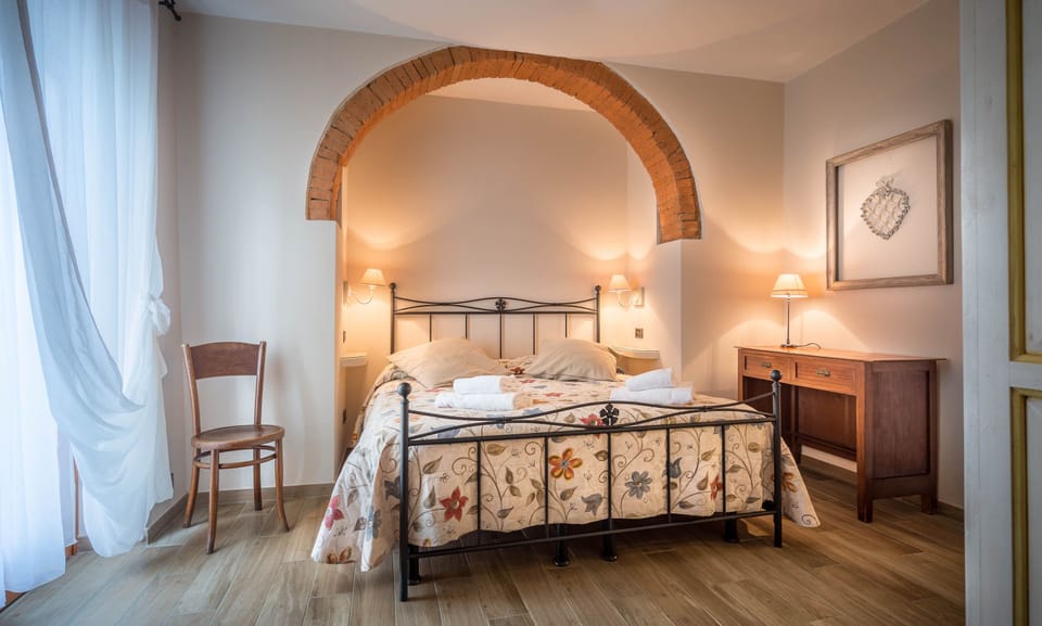 Double Room | Premium bedding, down comforters, individually decorated, desk
