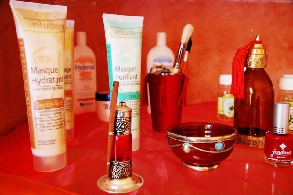 Turkish bath, body treatments, sports massages, body scrubs