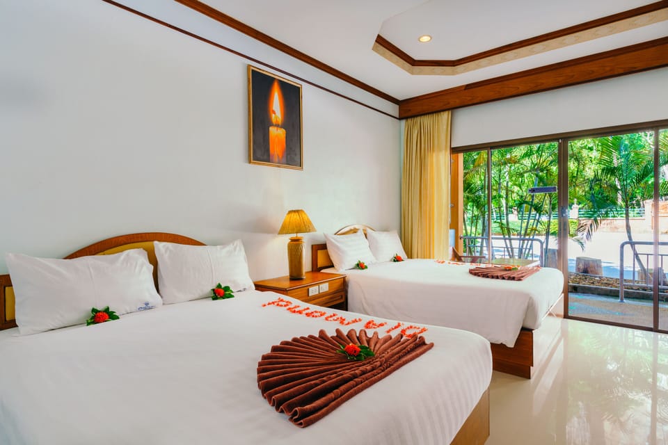 Family Room A/C (2 Double Bed) | Free WiFi, bed sheets