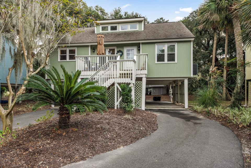 Welcome to 515 Tarpon Pond Cottage