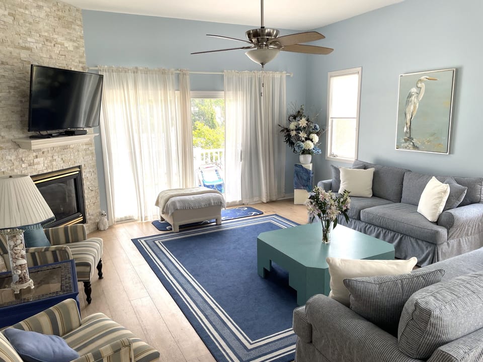 Cozy living room with gas fireplace
