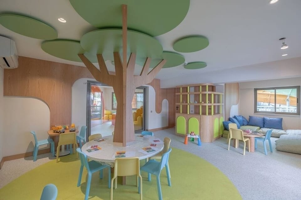 Children's play area - outdoor