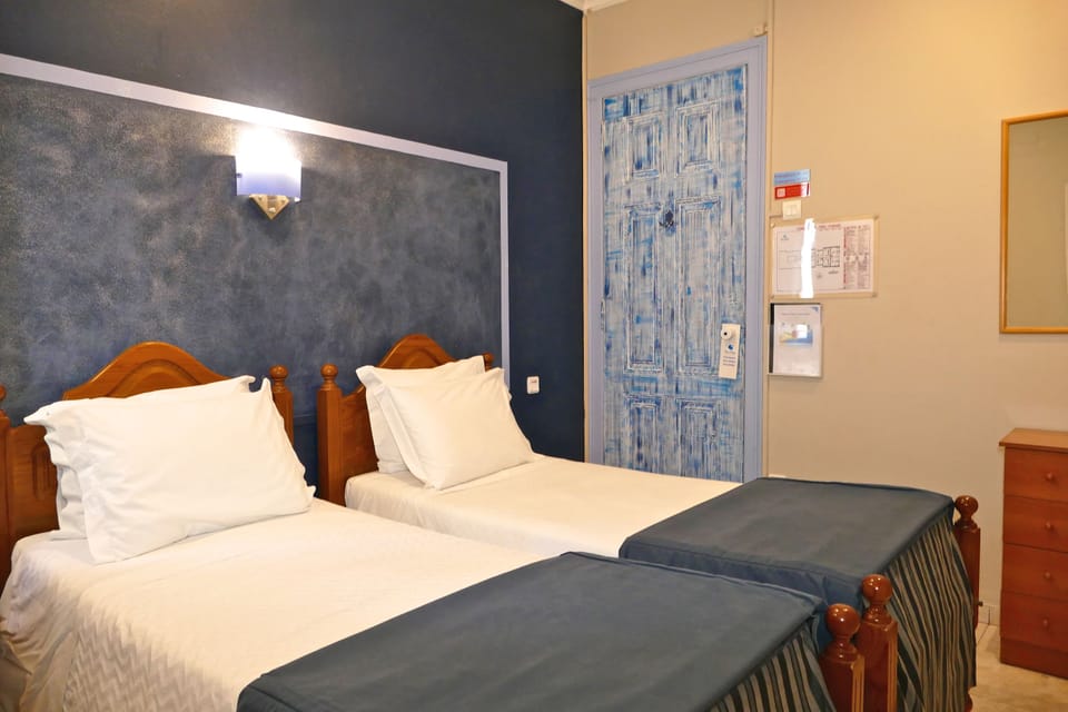 Standard Twin Room | Egyptian cotton sheets, pillowtop beds, iron/ironing board, free WiFi