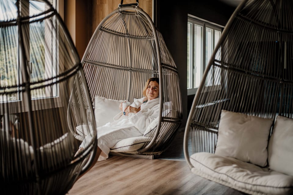 Sauna, hot tub, steam room, body treatments, body wraps, body scrubs