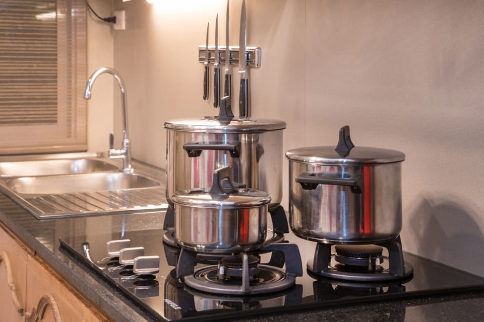 Exclusive Villa, 3 Bedrooms, Pool View | Private kitchen | Full-size fridge, microwave, oven, stovetop