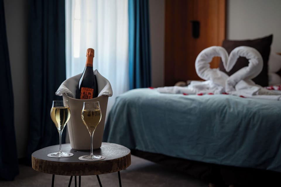Champagne service