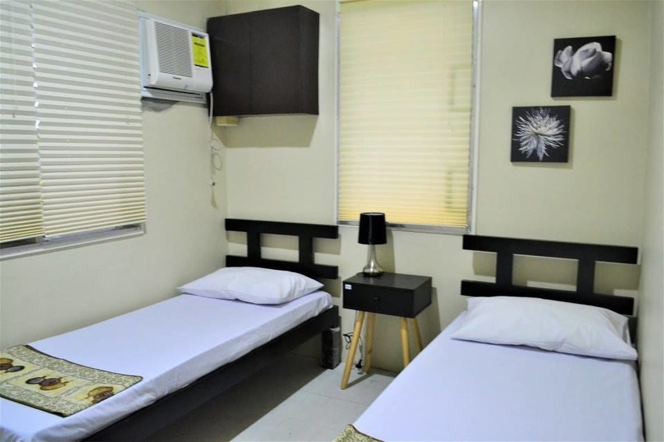 Apartment, 2 Bedrooms | 1 bedroom, desk, free WiFi, bed sheets