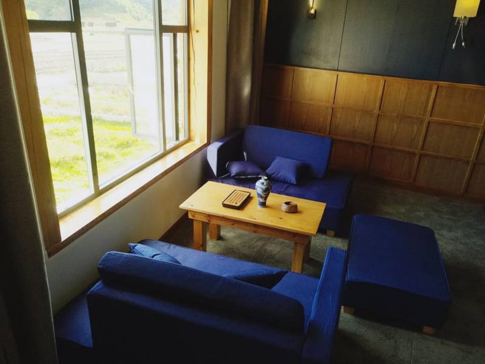 Comfort Double Room, Garden View | Living area | TV