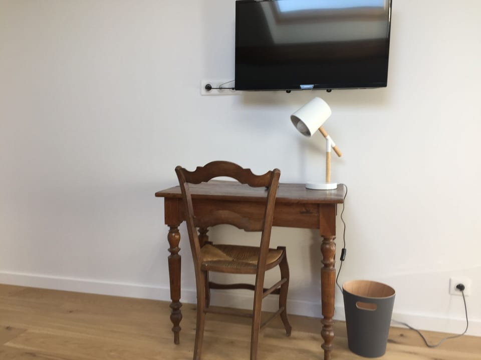 Double Room, Ensuite (CHAMBRE 1)