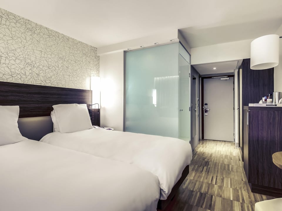 Superior Room, 2 Twin Beds | Premium bedding, minibar, in-room safe, desk