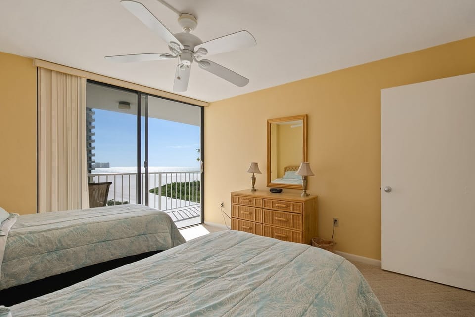 Guest bedroom (2 twins)