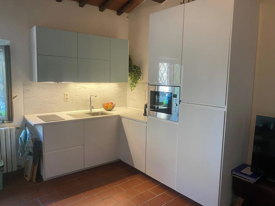 brand new kitchen 