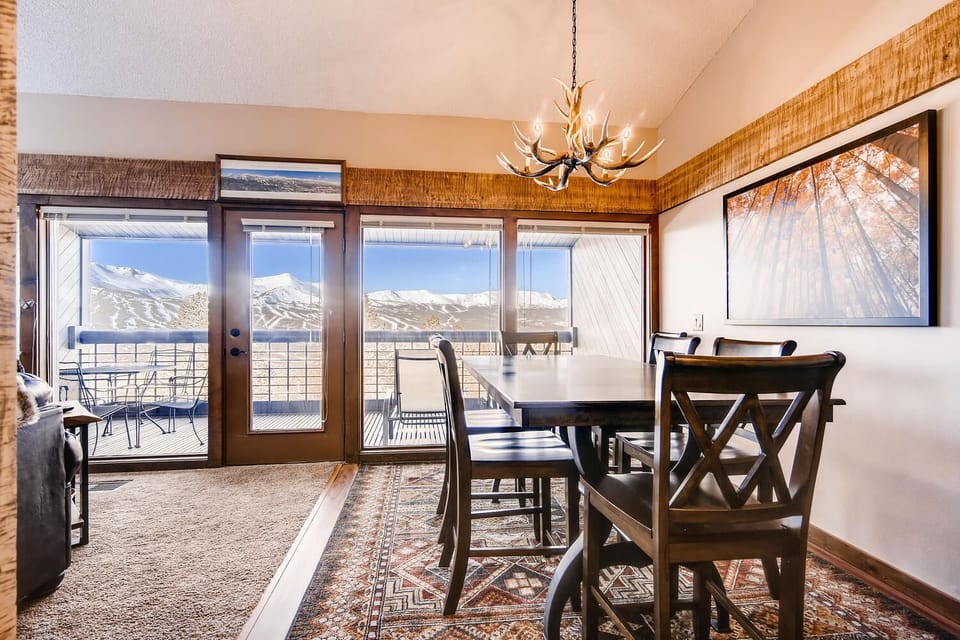 Dining Area - Dining Area