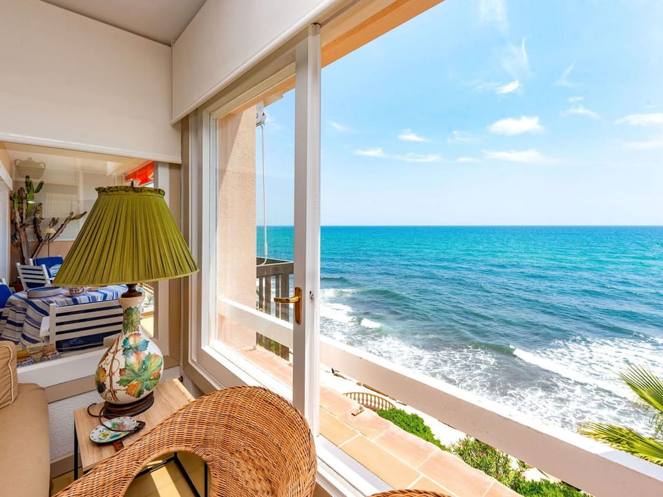 Property, Room, Ocean, Azure, Building, House, Balcony, Interior Design, Vacation, Real Estate