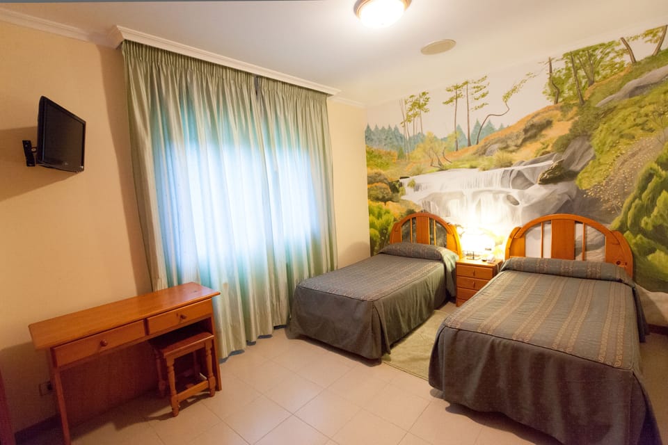 Double or Twin Room | Laptop workspace, iron/ironing board, free WiFi, bed sheets