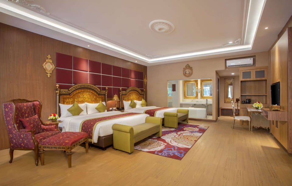 In-room safe, desk, free WiFi, bed sheets