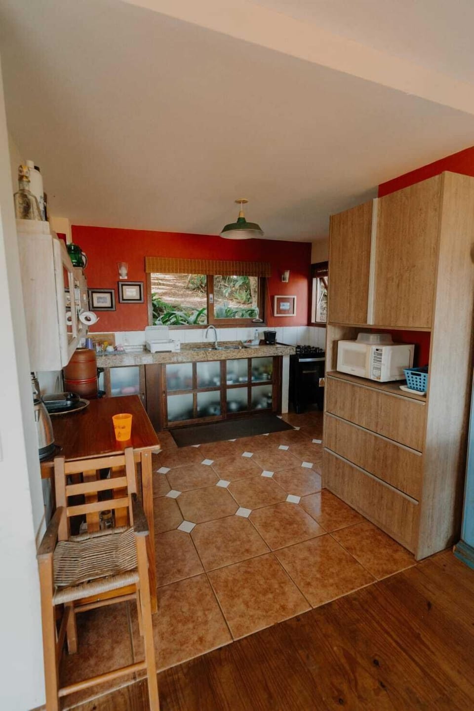 Family House | Private kitchen | Full-size fridge, microwave, oven, coffee/tea maker
