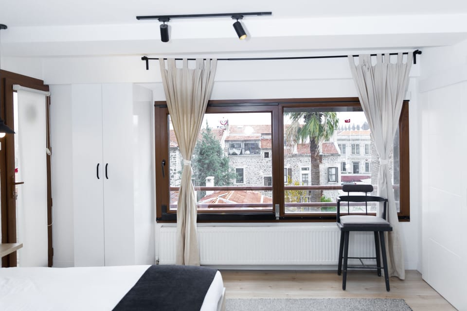 Standard Room, 1 Double Bed | 15 bedrooms, premium bedding, soundproofing, free WiFi