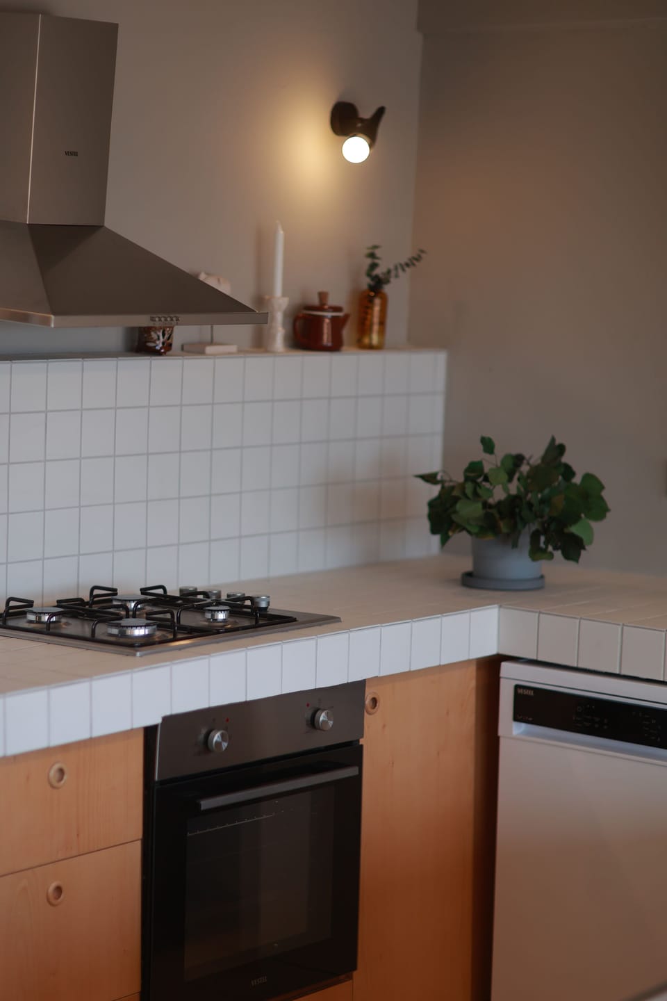 Comfort Condo, 1 Queen Bed, City View | Private kitchen | Highchair