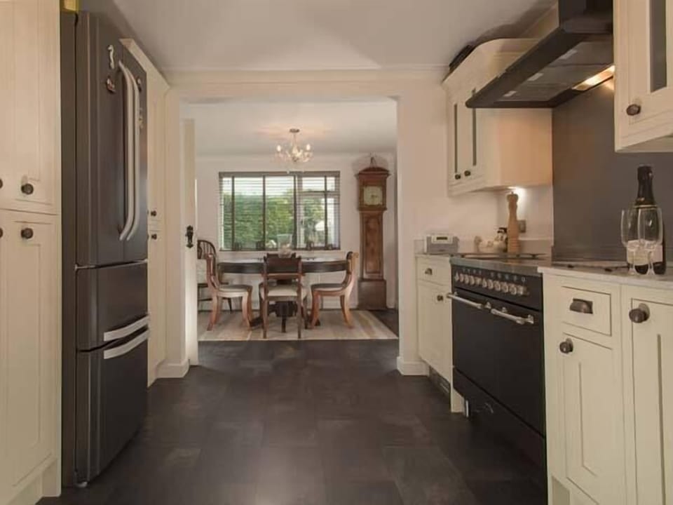 Cottage | Interior