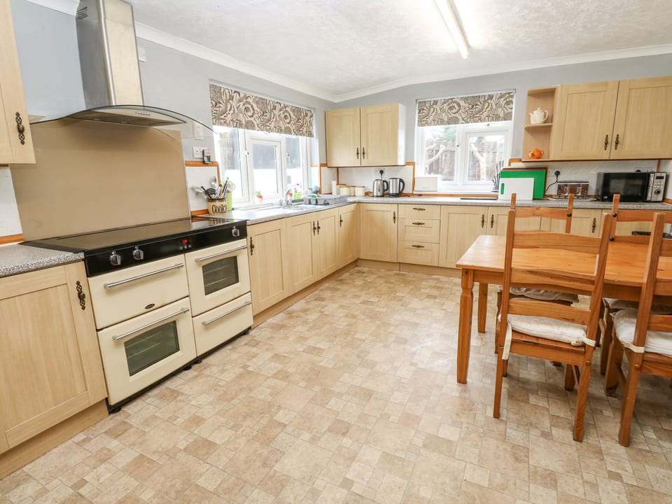 Cottage | Interior