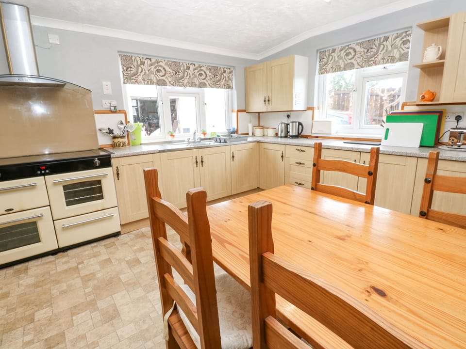 Cottage | Interior