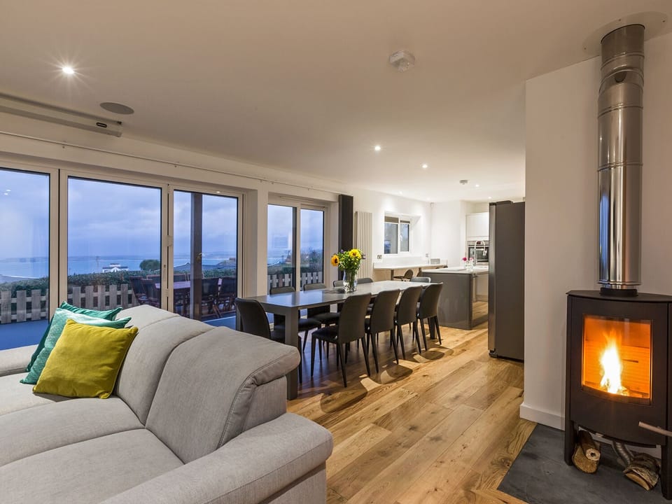 Cottage | Interior