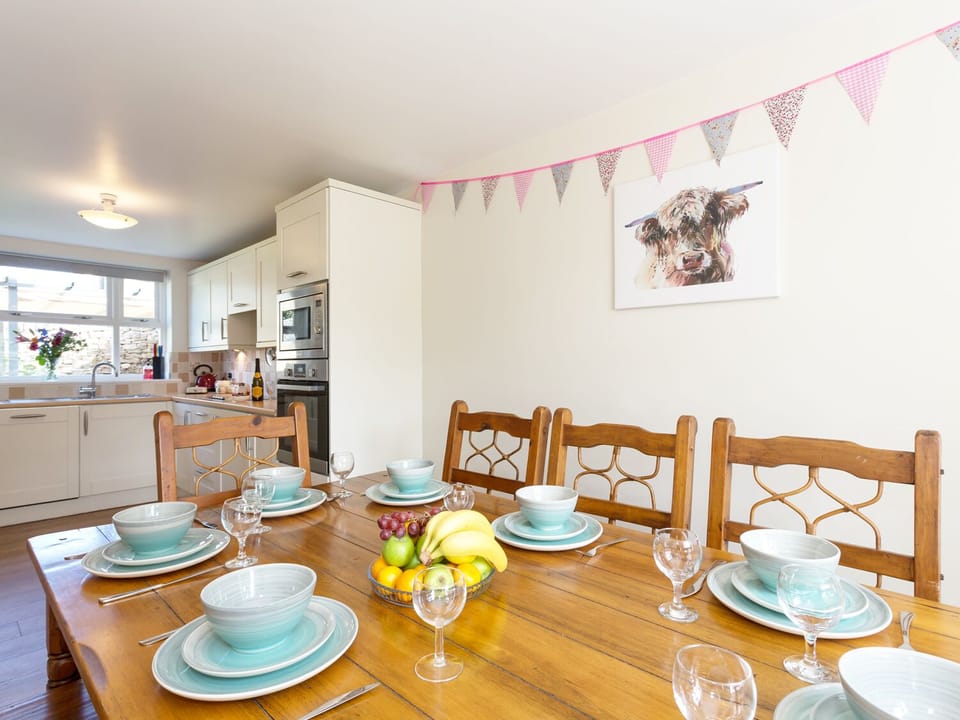 Cottage | Interior