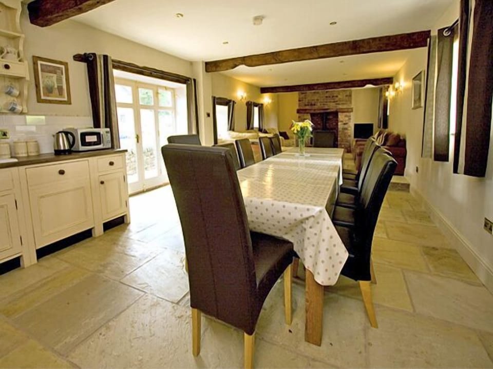 Cottage | Interior