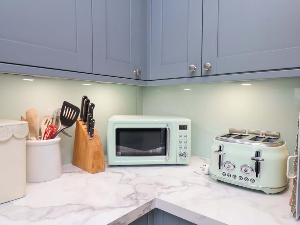 Cottage | Miscellaneous