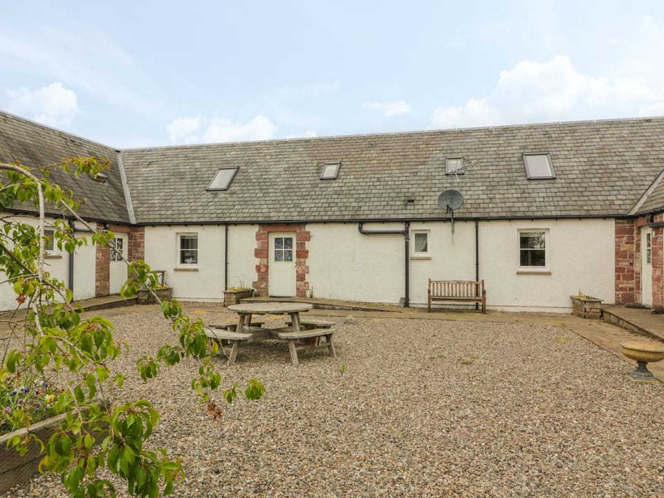 Cottage | Front of property