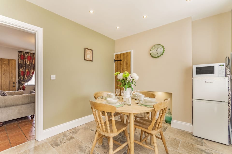 Cottage | Interior